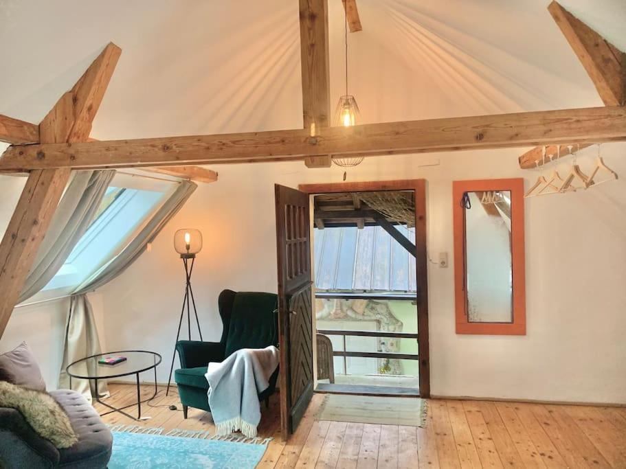 Апартаменты Kleine Kunstremise Mit Holzofen Burg Freienfels Weinbach Экстерьер фото